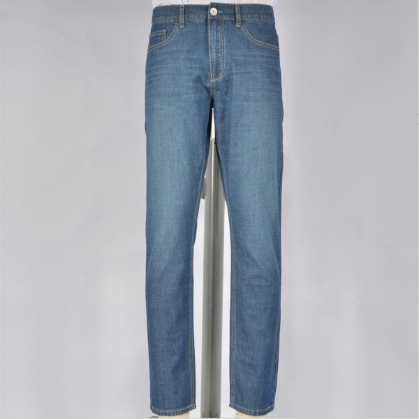 Men Taper Slim Jeans