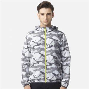 Men Polyester Long Sleeve Sllim Windbreaker